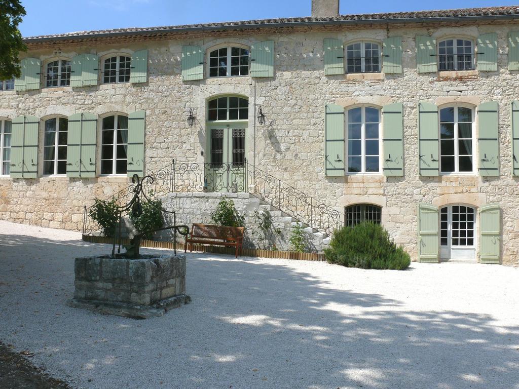 Domaine De Lamassas Bed and Breakfast Hautefage-la-Tour Εξωτερικό φωτογραφία